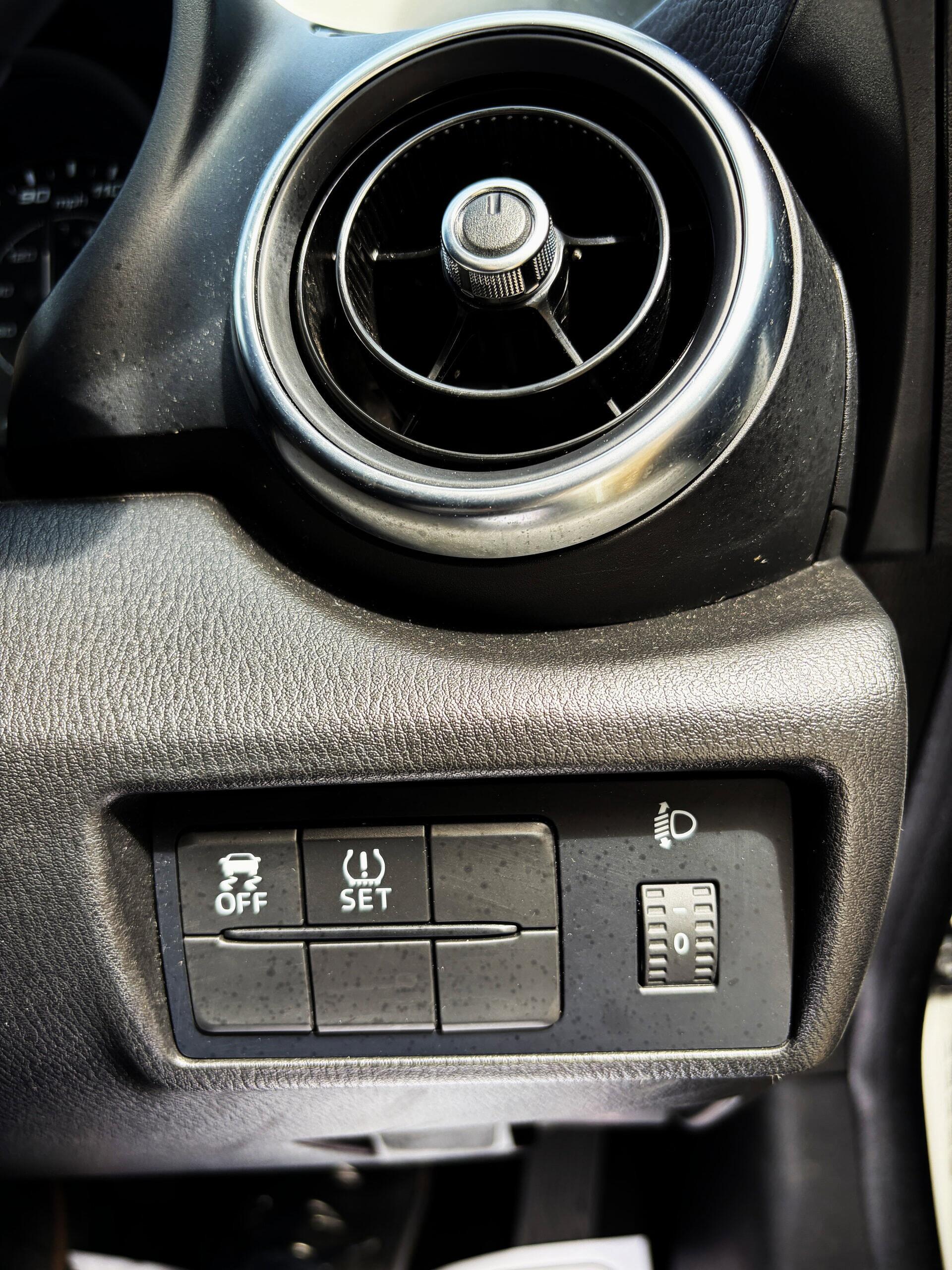 Fiat 124 Spider view 17