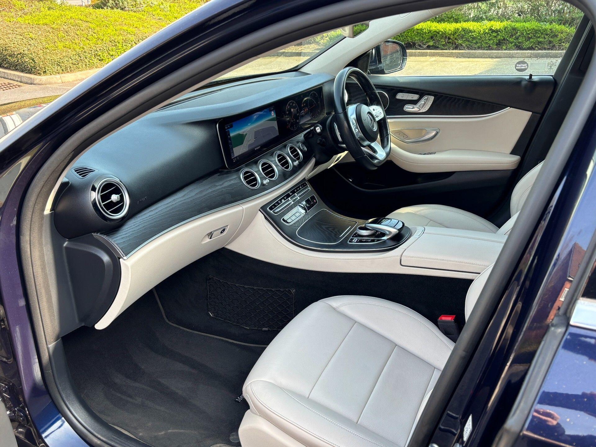 Mercedes-Benz E-Class view 22