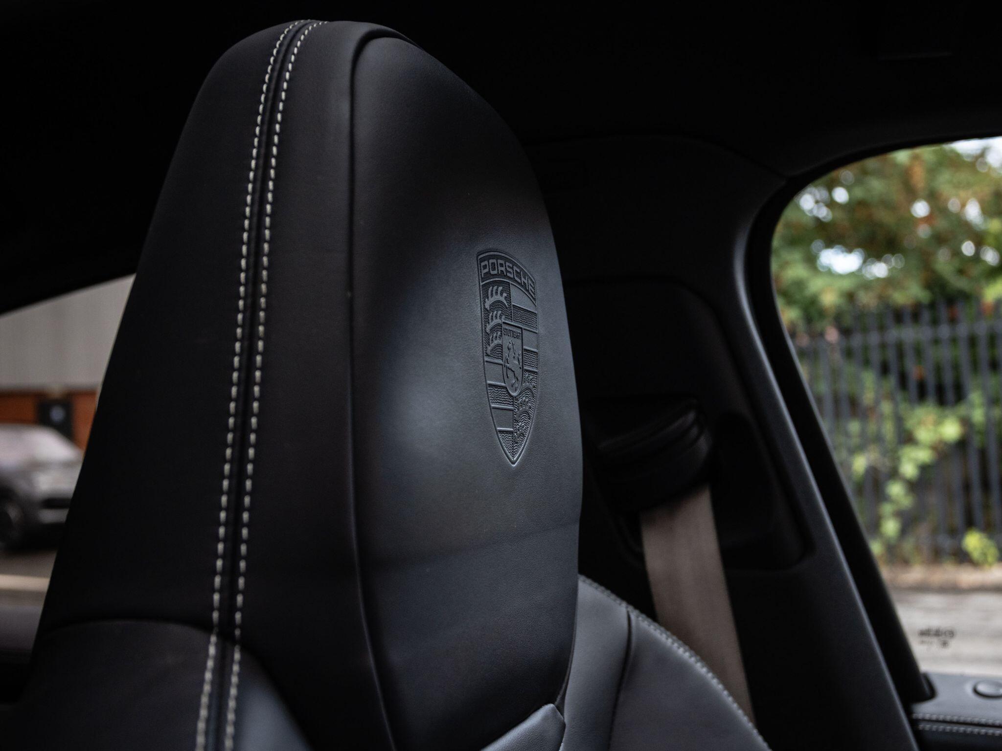 Porsche Cayenne view 12