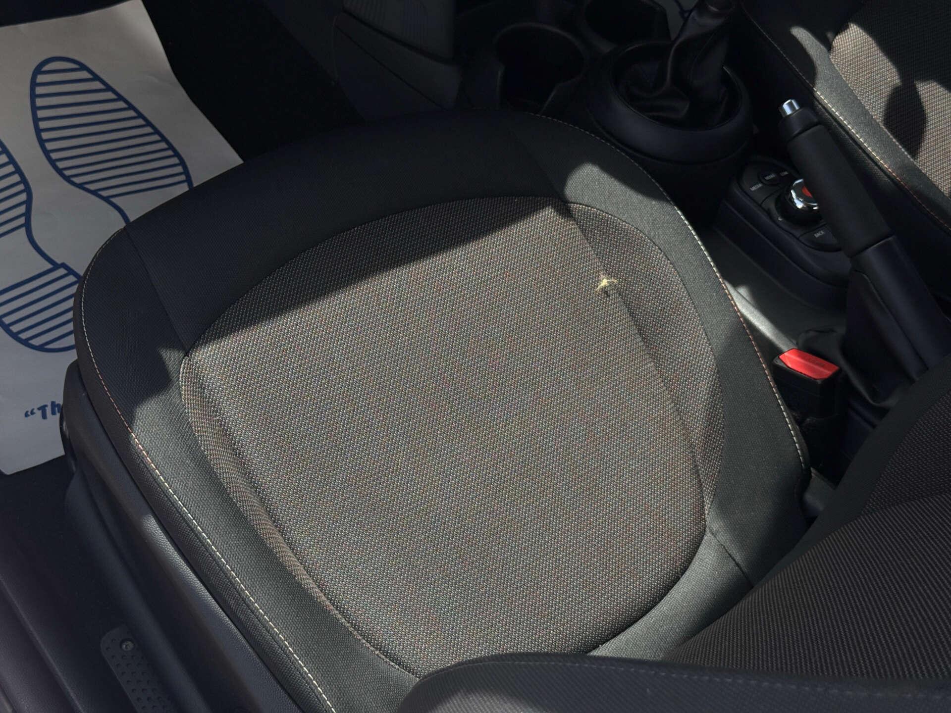 Mini Cooper view 37