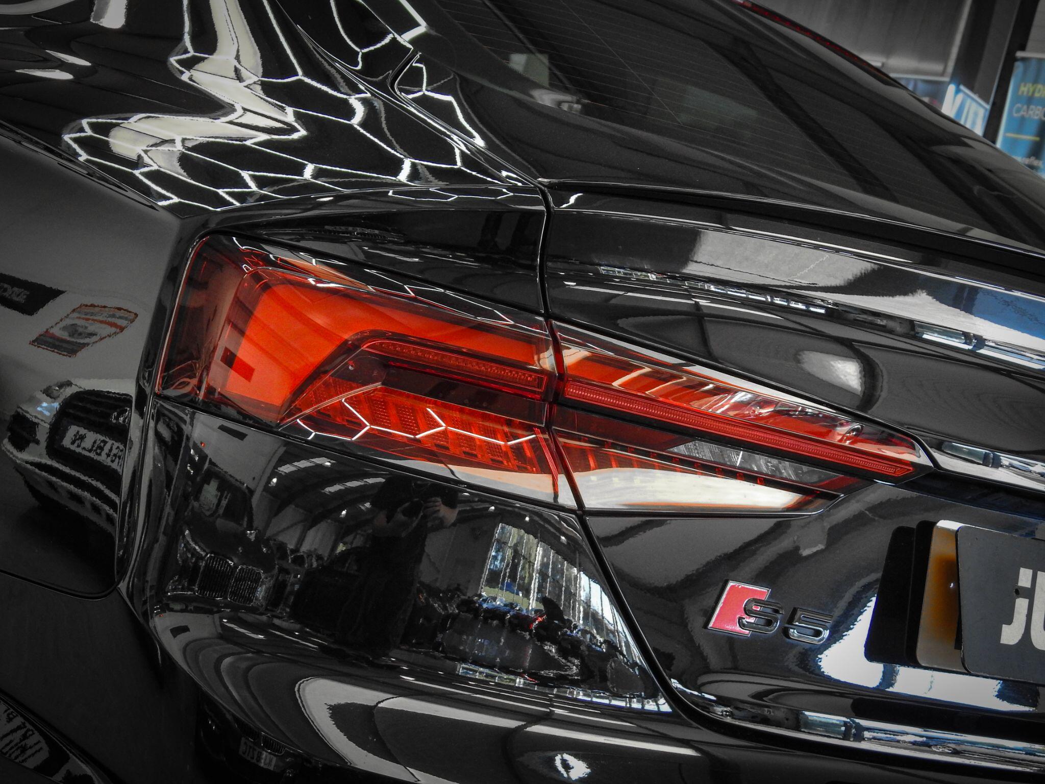 Audi S5 view 16
