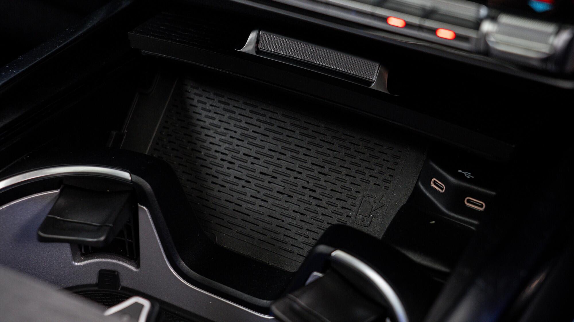 Mercedes-Benz G-Class view 59