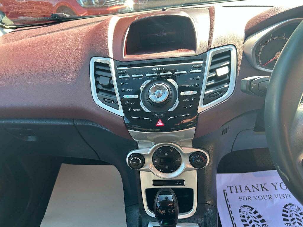 Ford Fiesta view 11