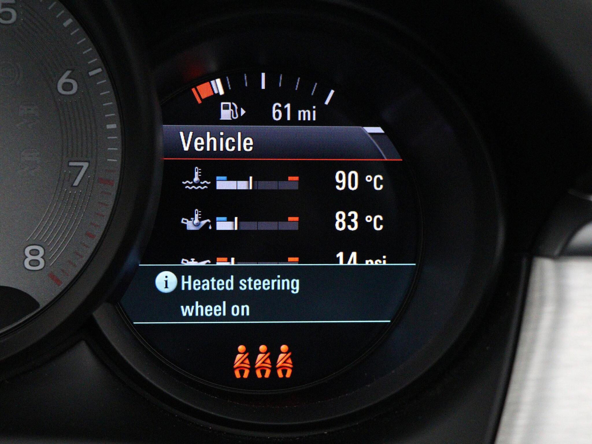 Porsche Macan view 49