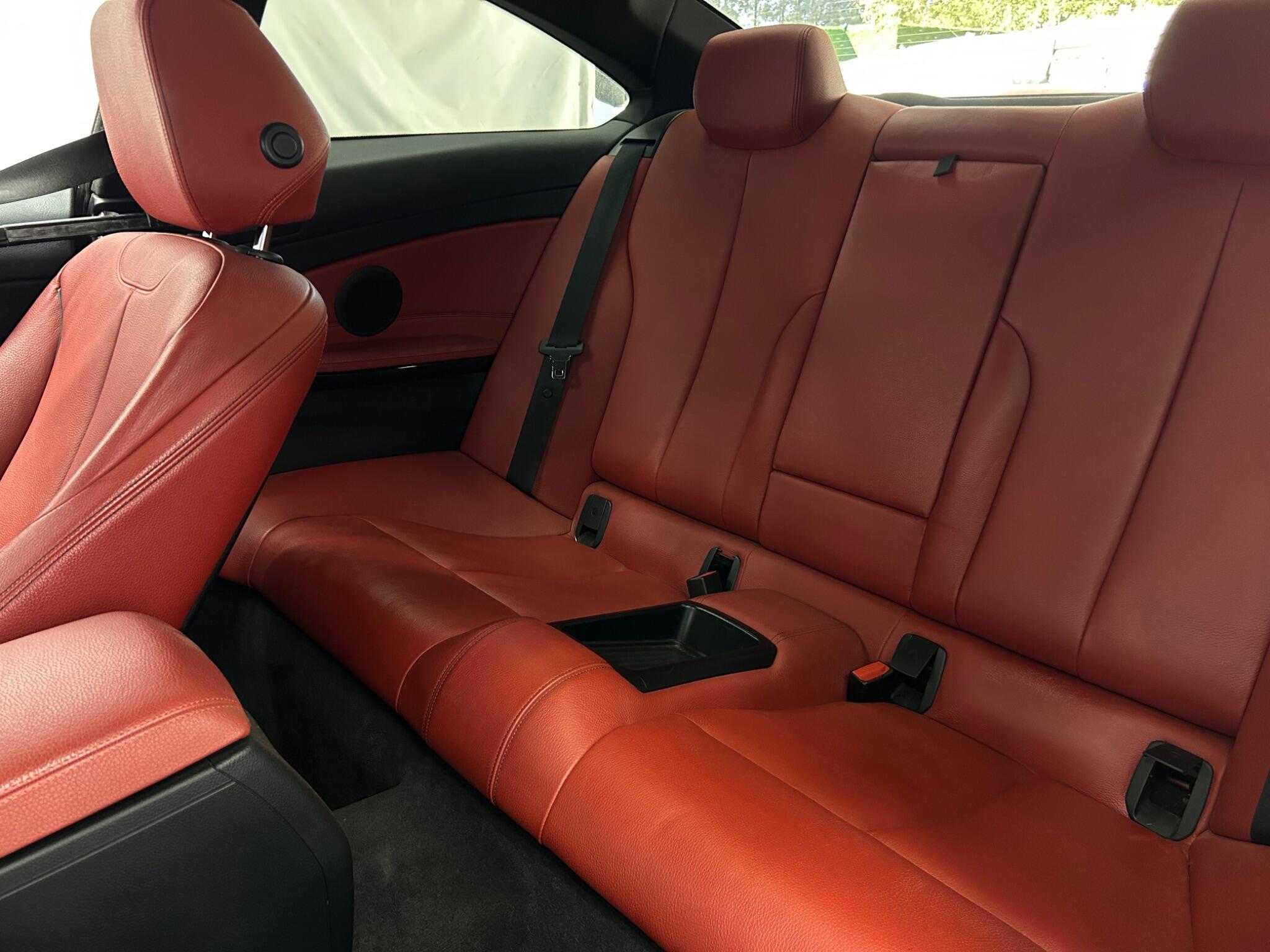 BMW 4 Series view 22