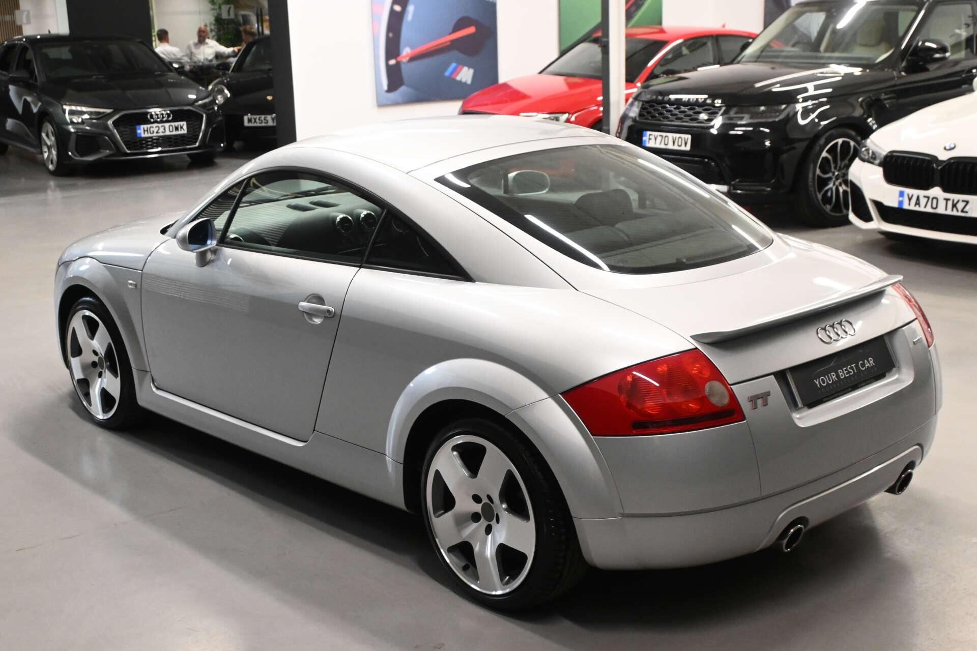 Audi TT view 8