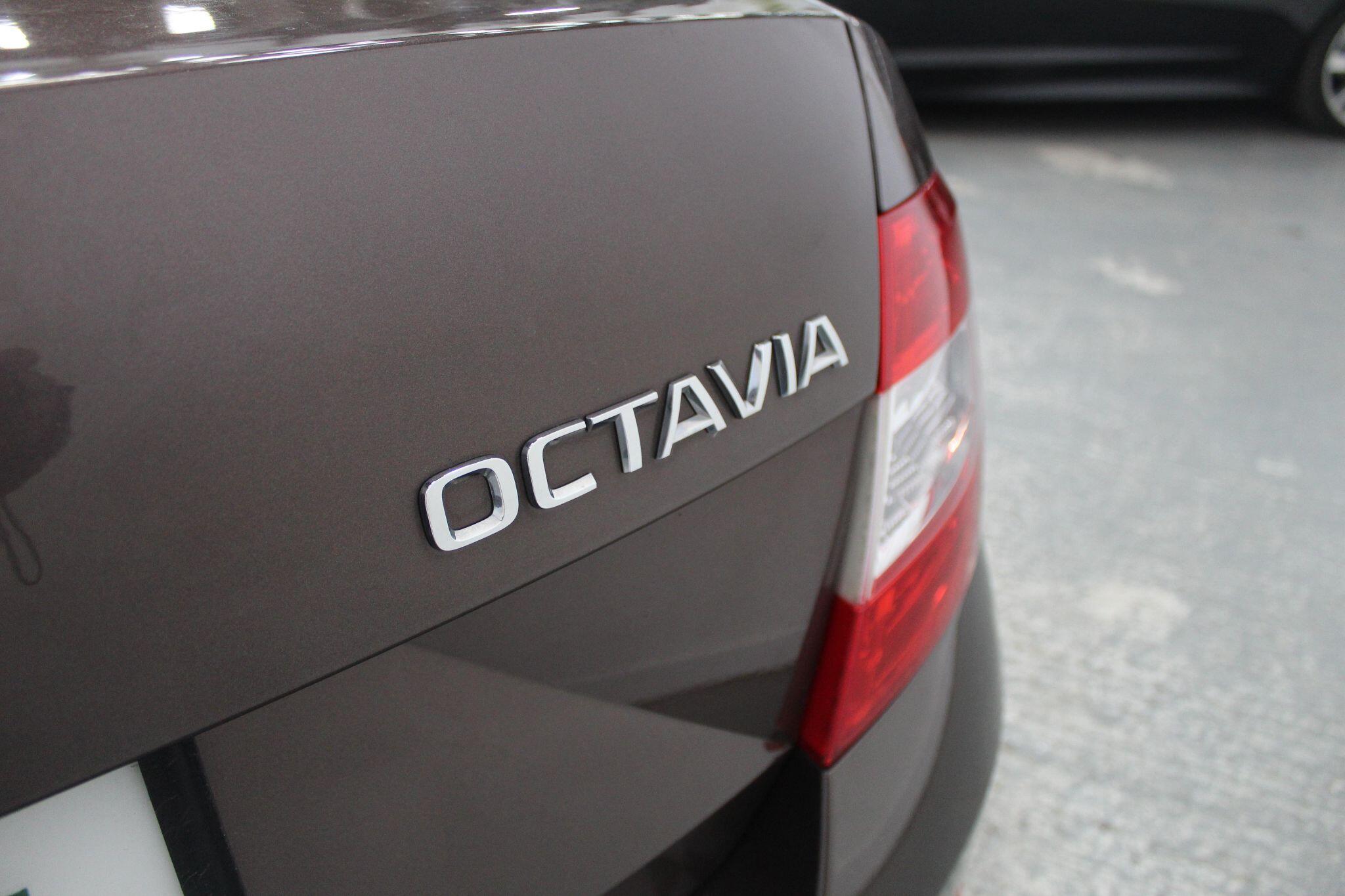 Skoda Octavia view 17