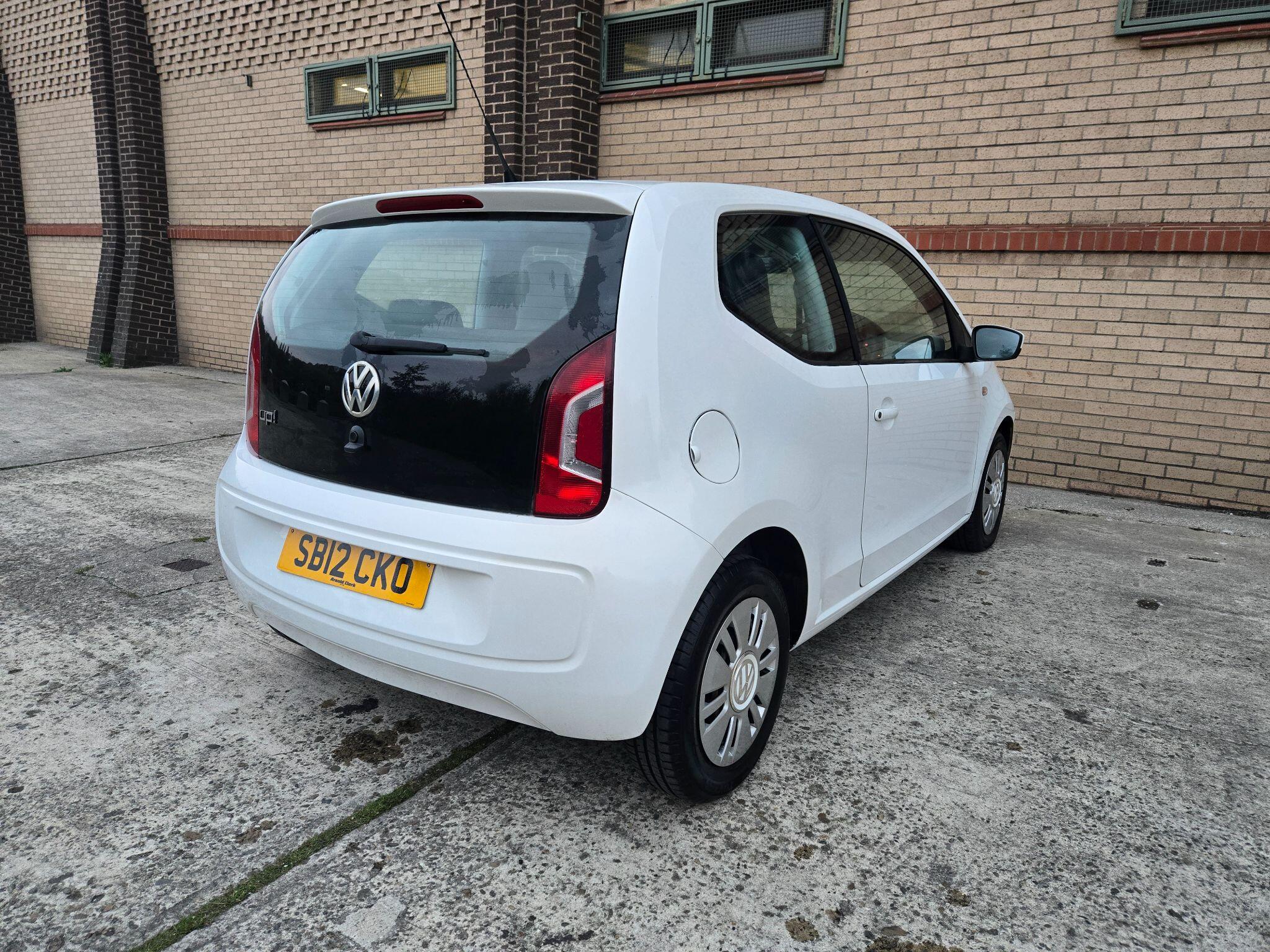 2012 Volkswagen up! image 5