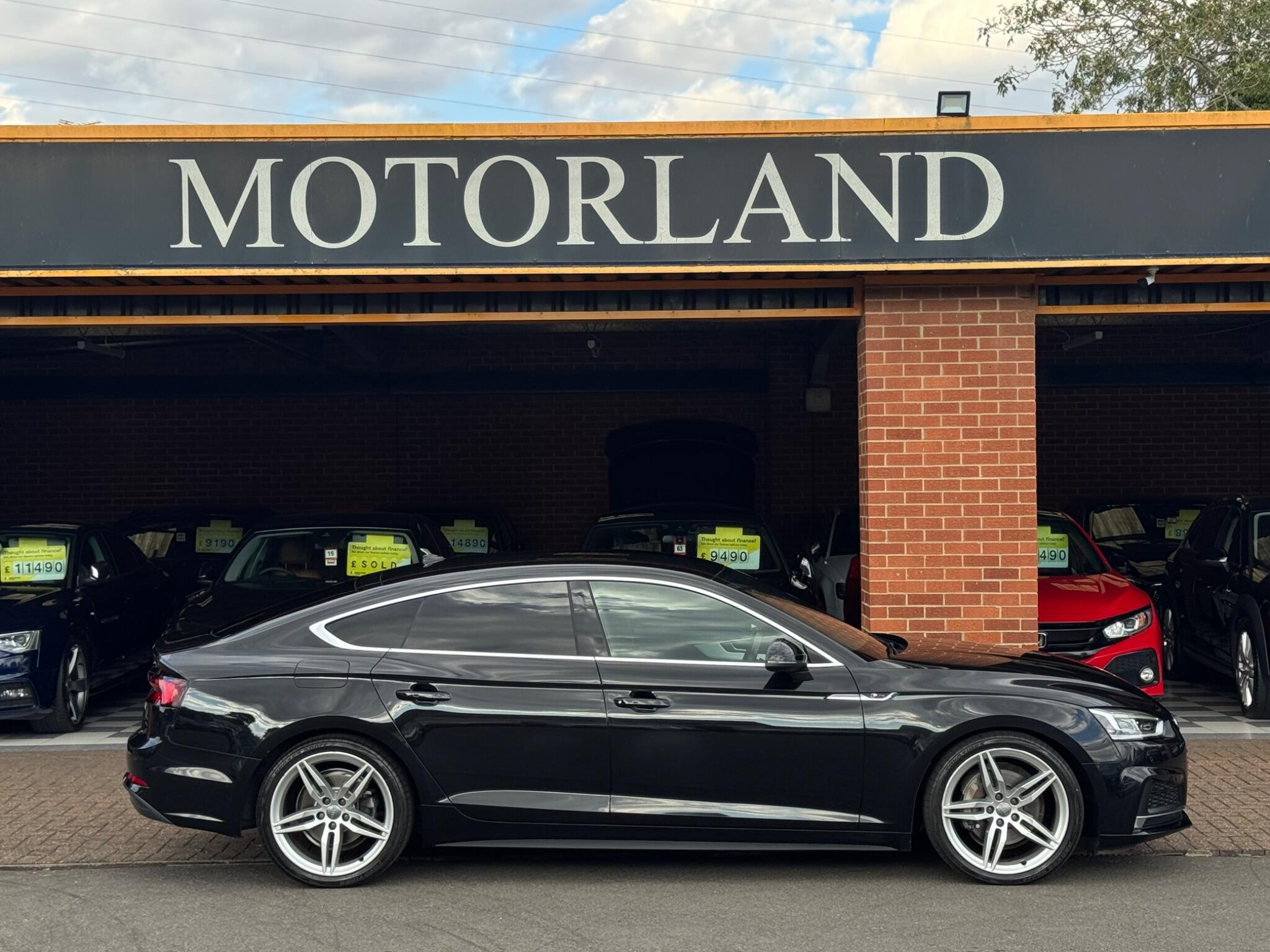 Audi A5 view 3