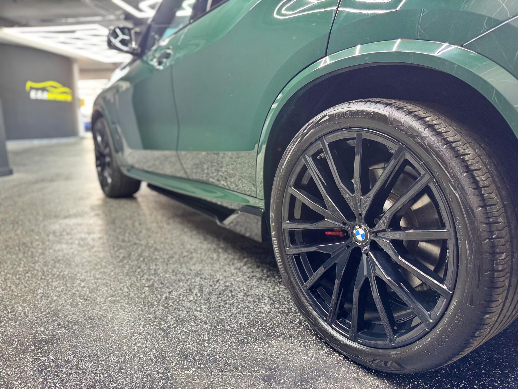 BMW X5 view 31