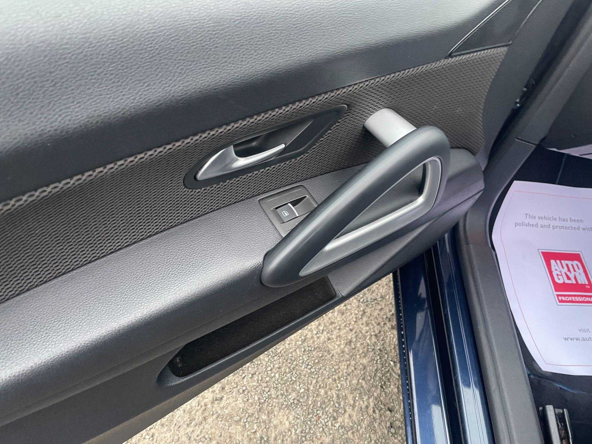 Volkswagen Scirocco view 34