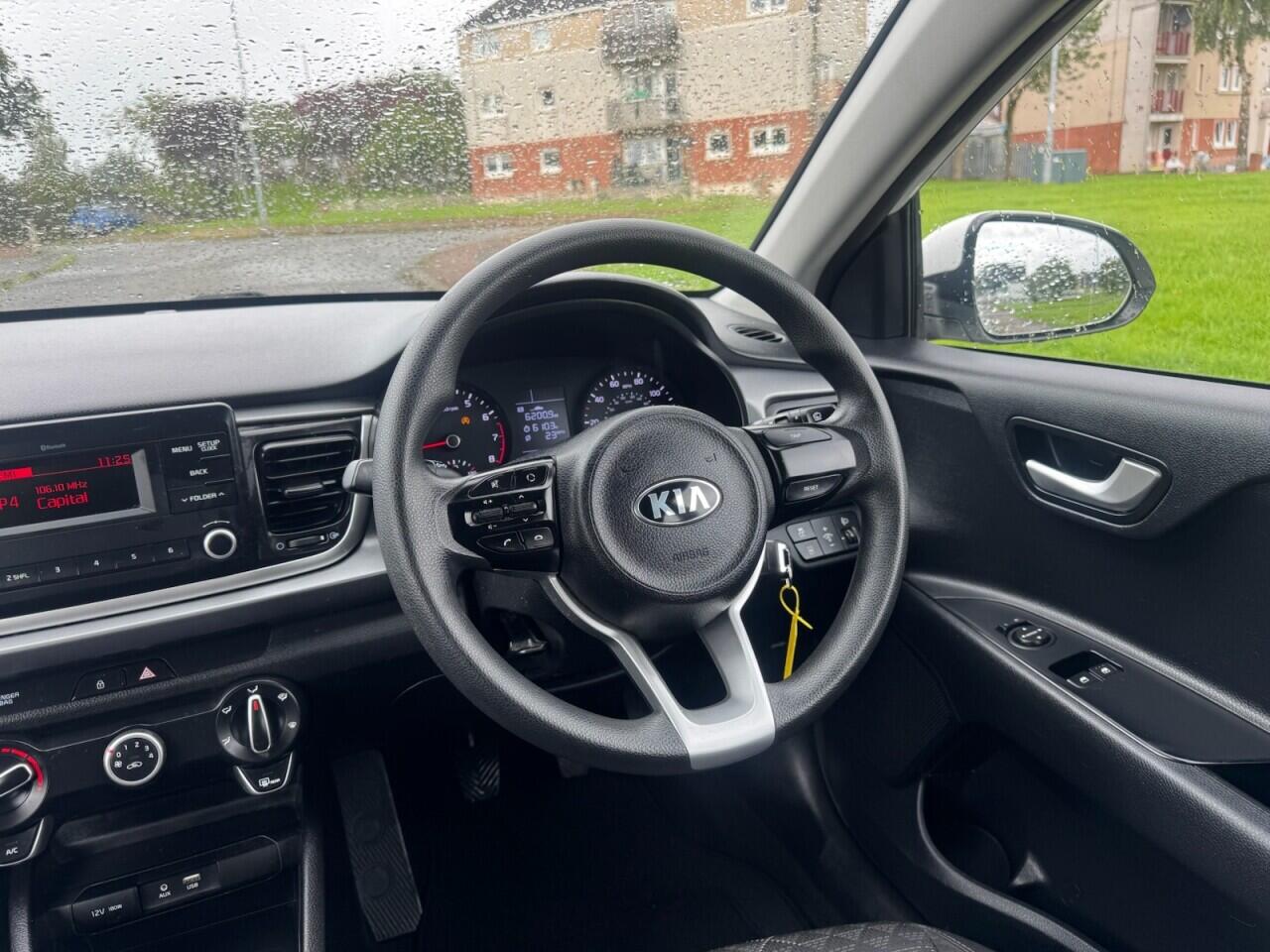 Kia Rio view 24