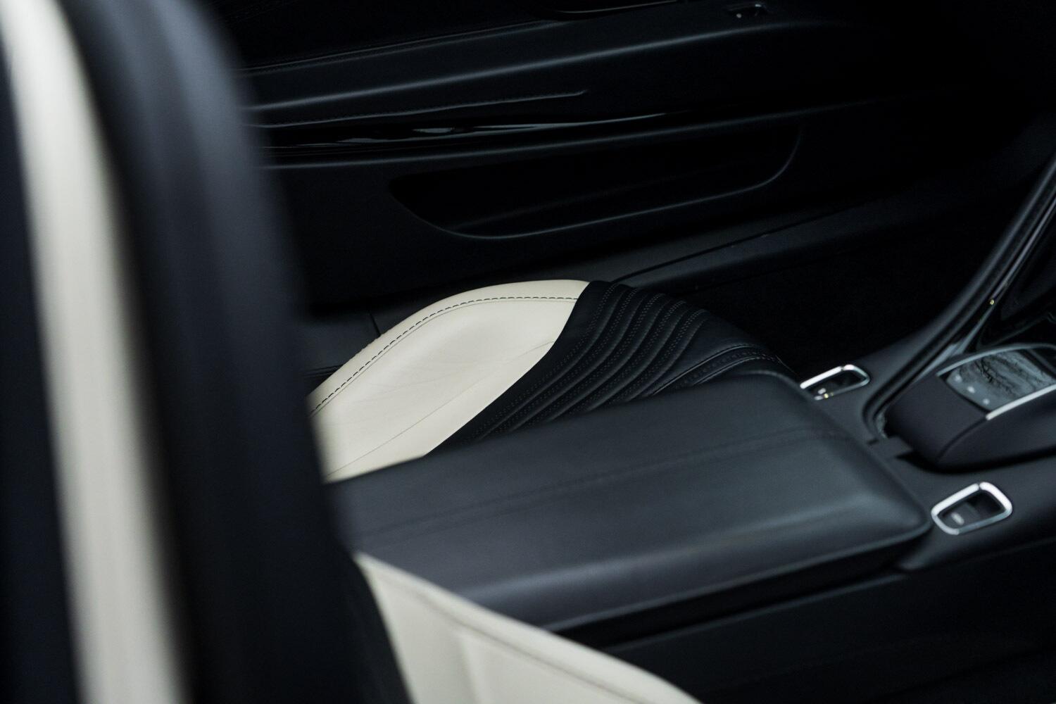 Aston Martin DB11 view 45