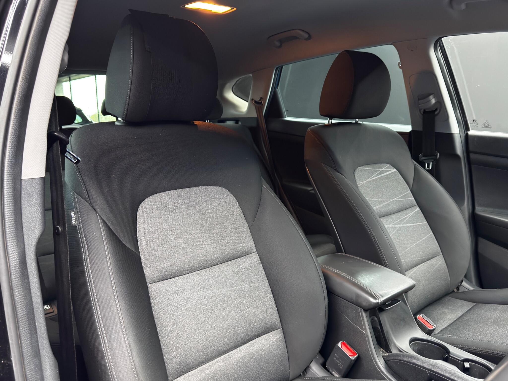 Hyundai Tucson view 12