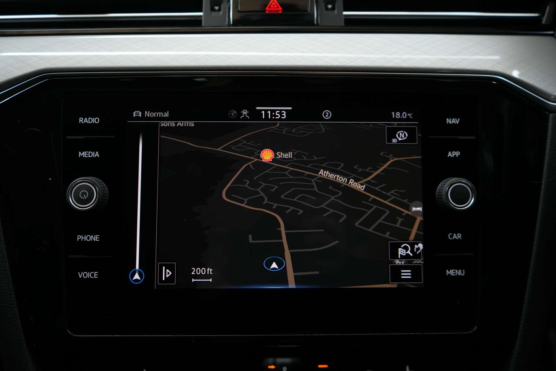 Volkswagen Passat view 33