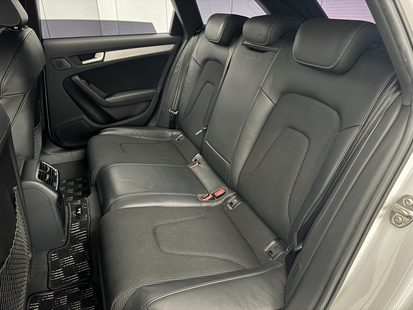 Audi A4 Avant view 50