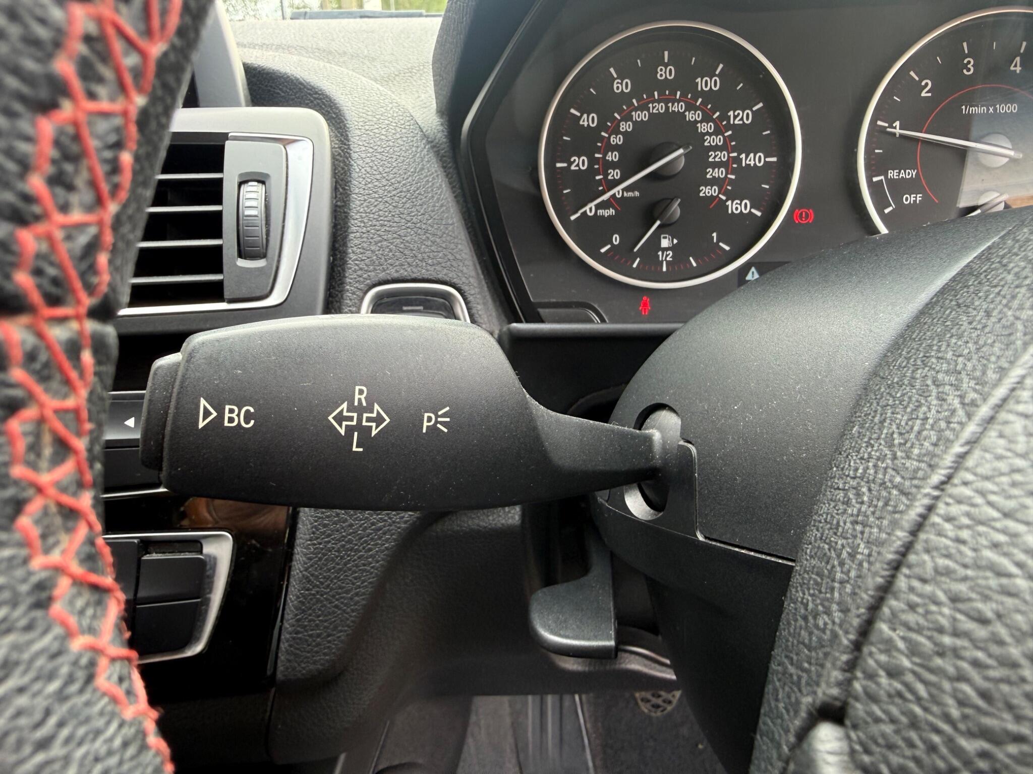 BMW 1 Series view 25