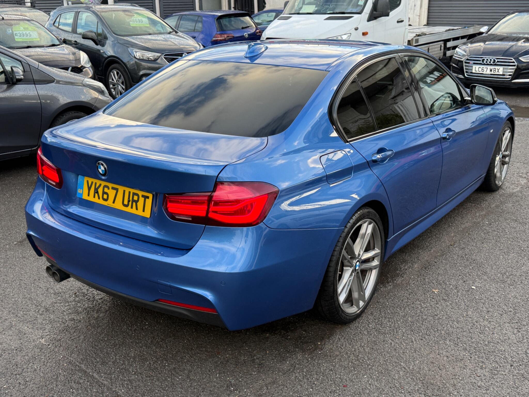 BMW 3 Series - Image 18