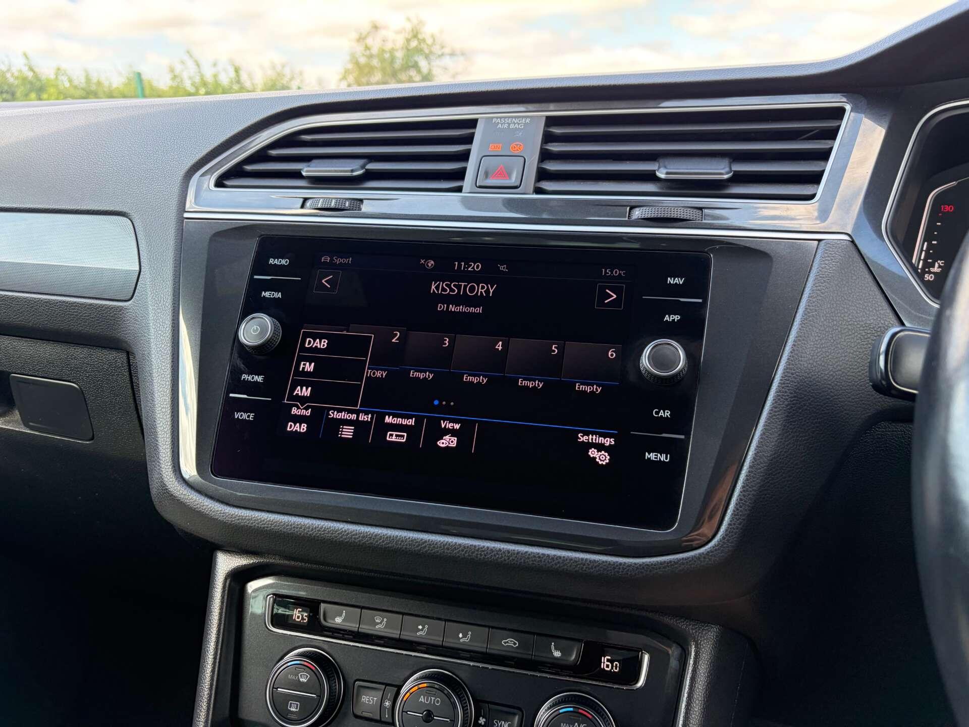 Volkswagen Tiguan view 52