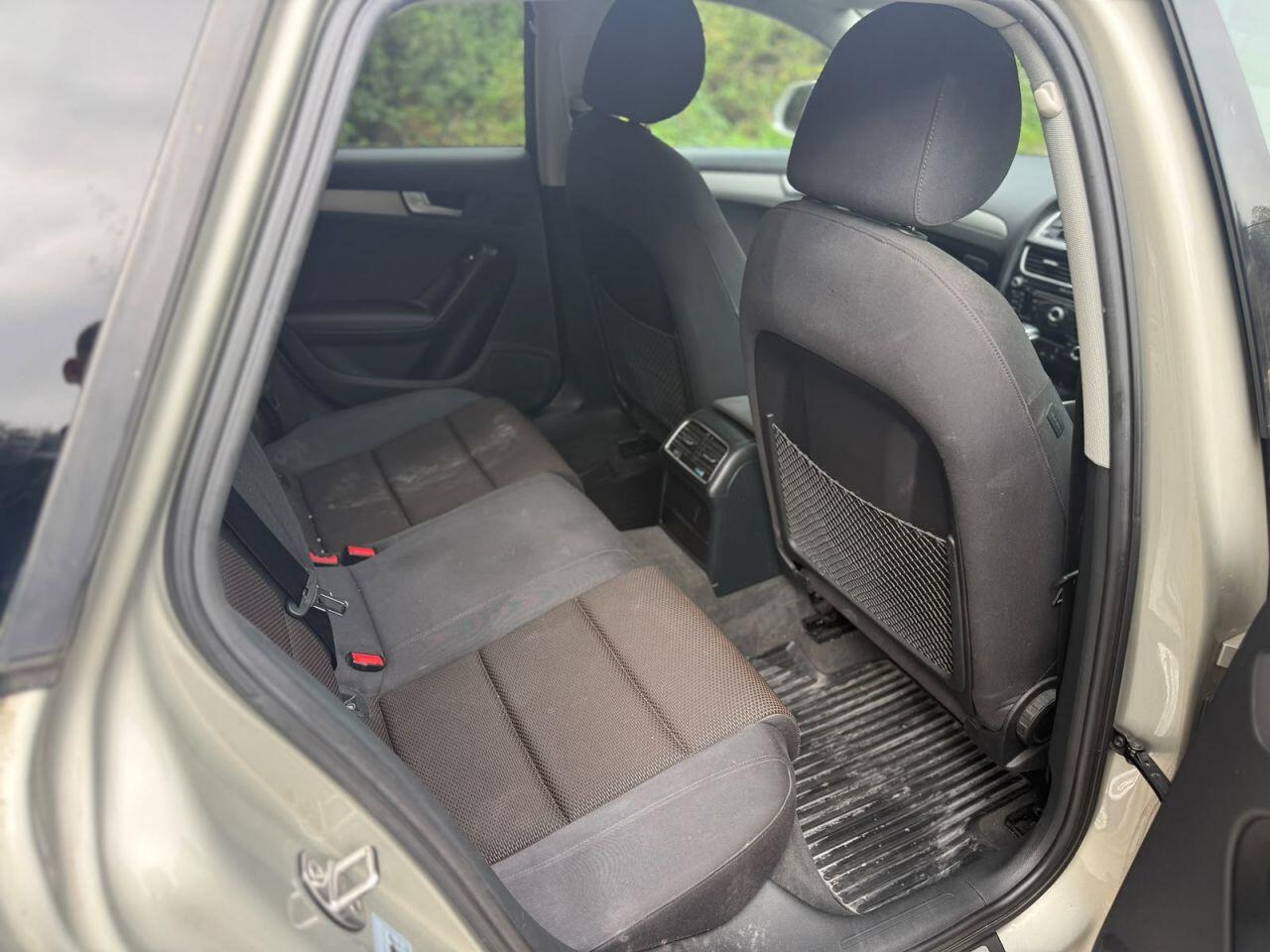 Audi A4 view 12
