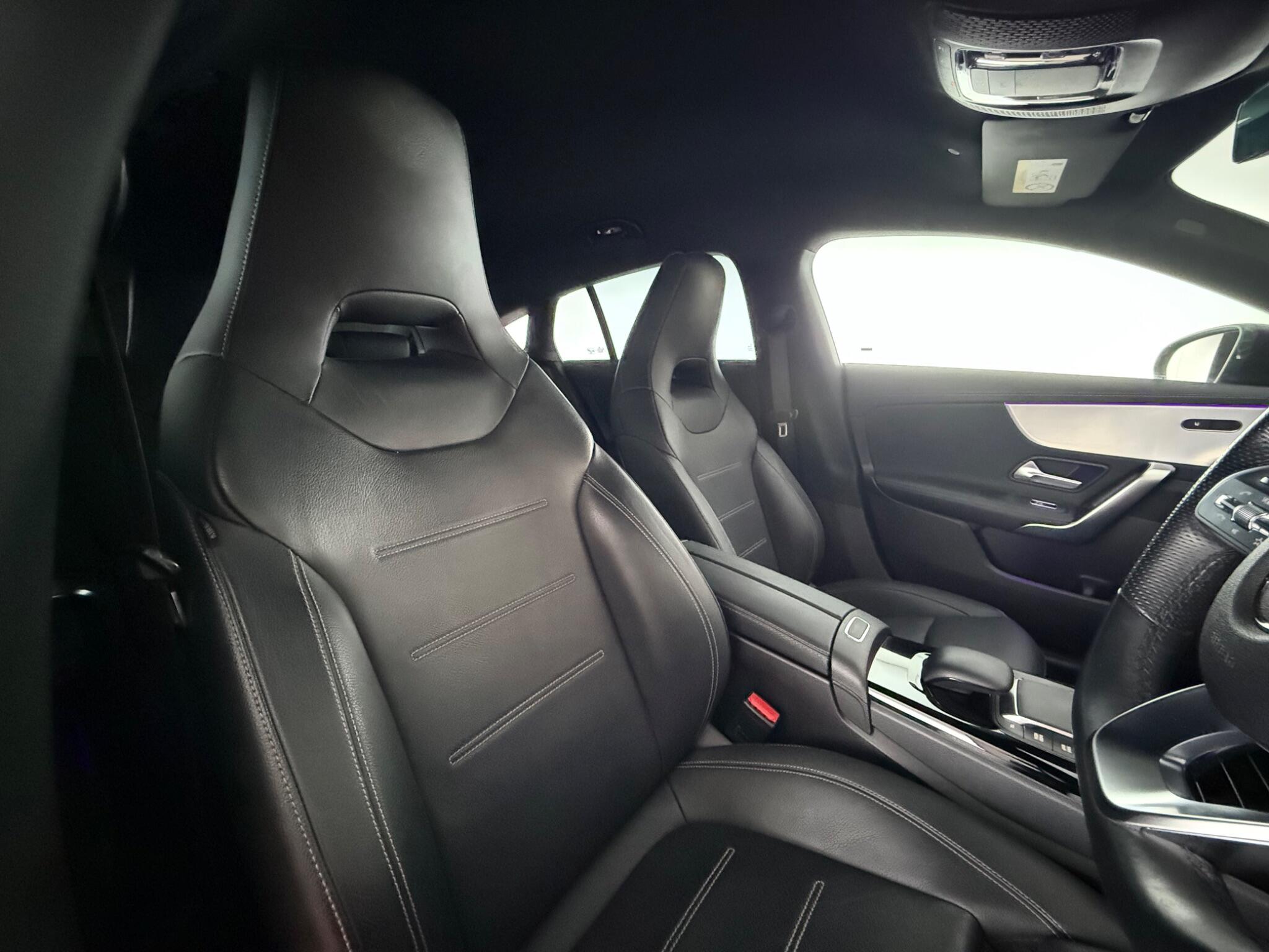 Mercedes-Benz Cla view 32