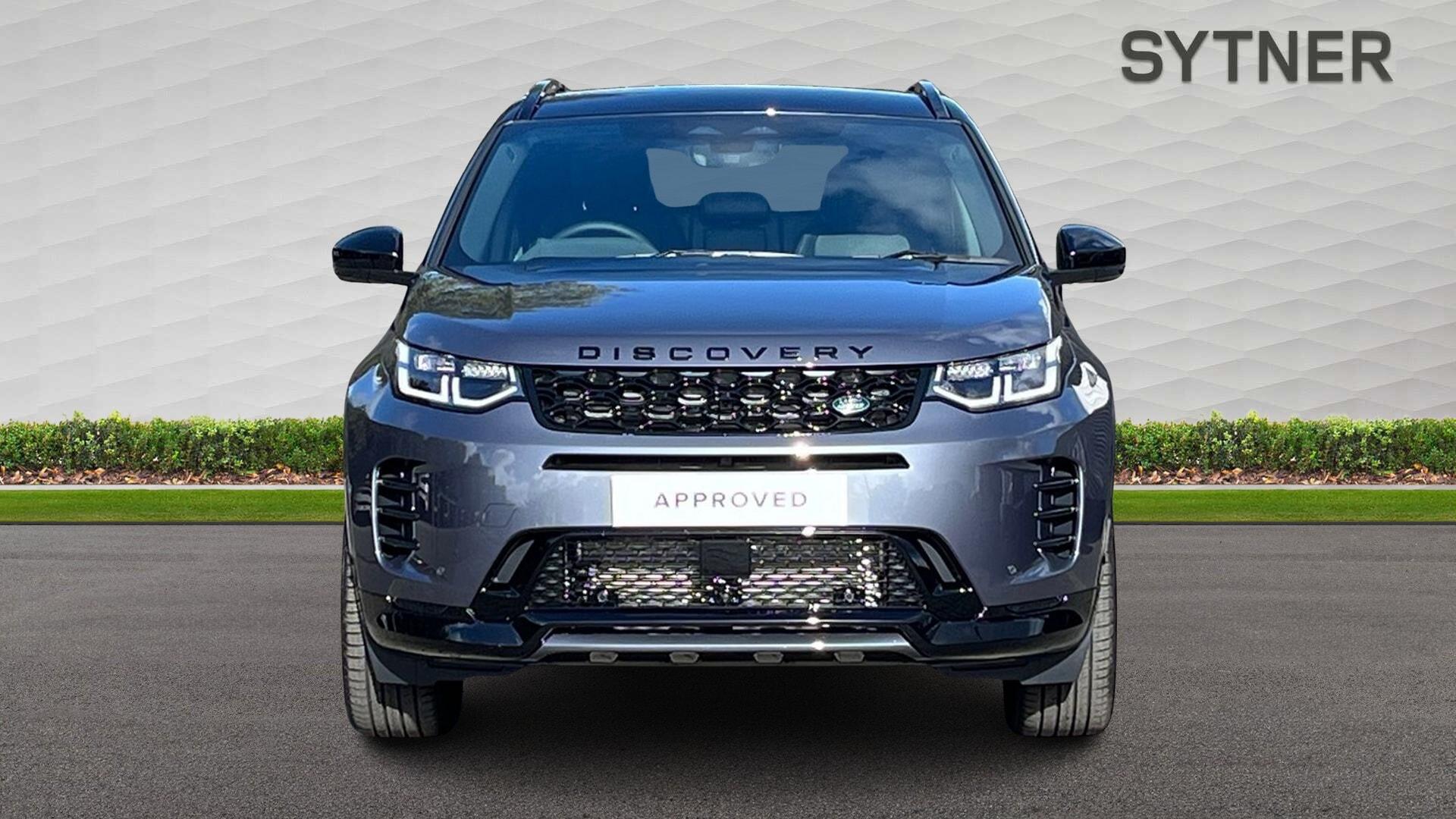 Land Rover Discovery Sport view 8