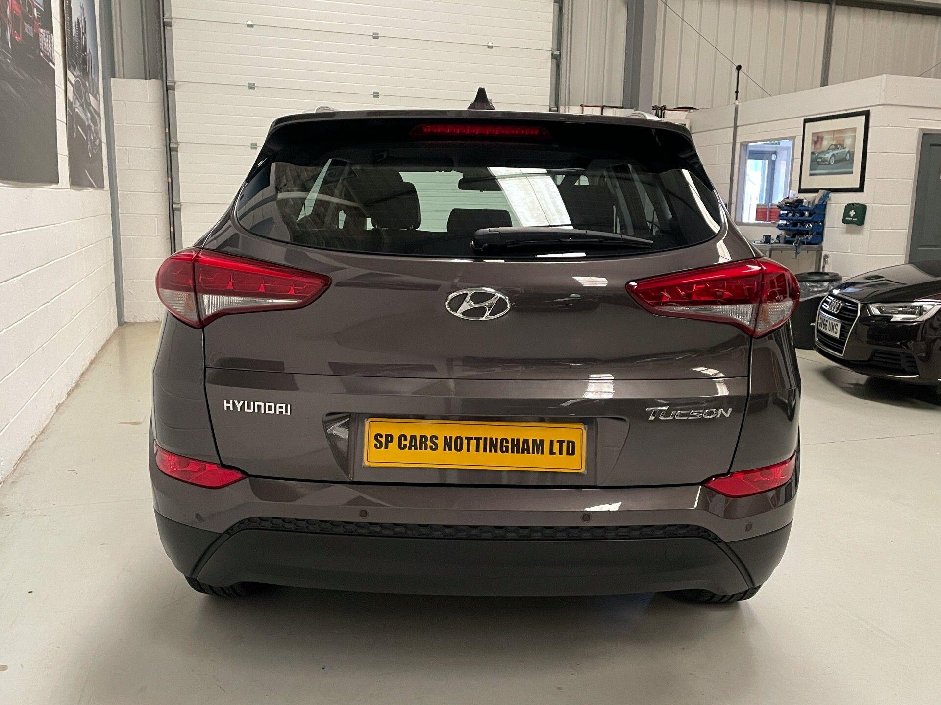 Hyundai Tucson view 32