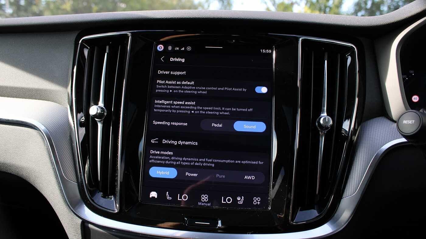 Volvo V60 view 40