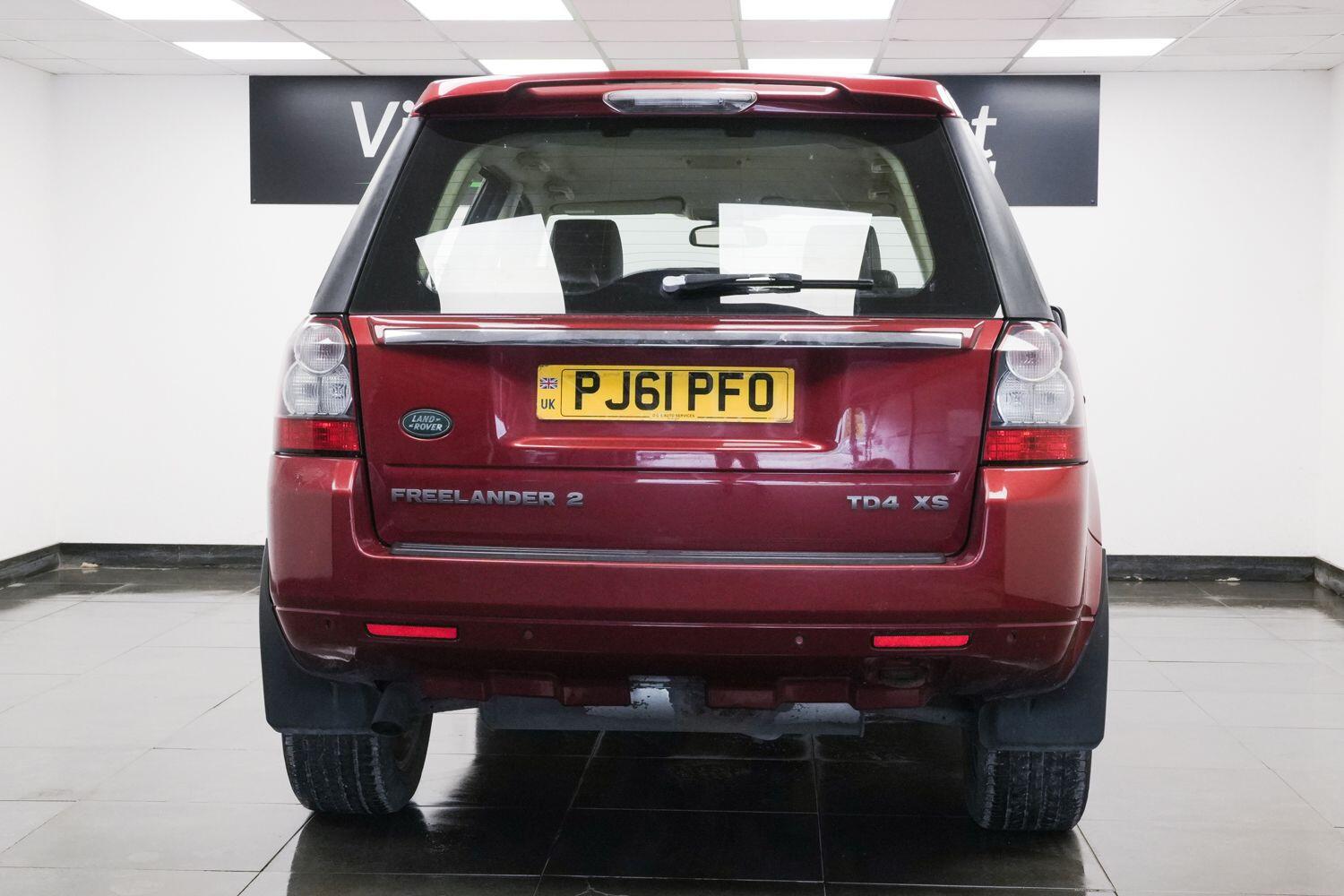 Land Rover Freelander 2 view 2