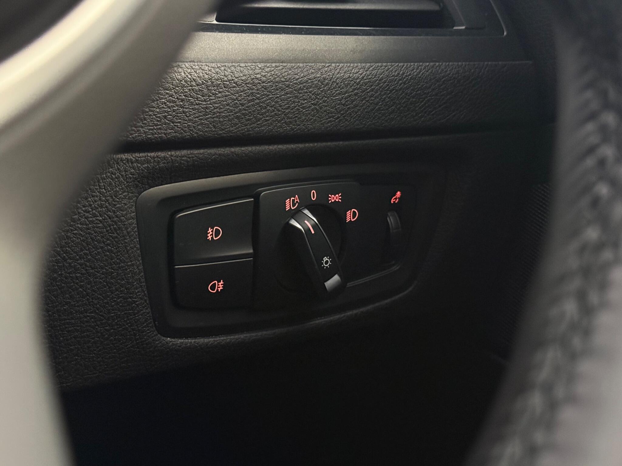 BMW 2 Series view 16