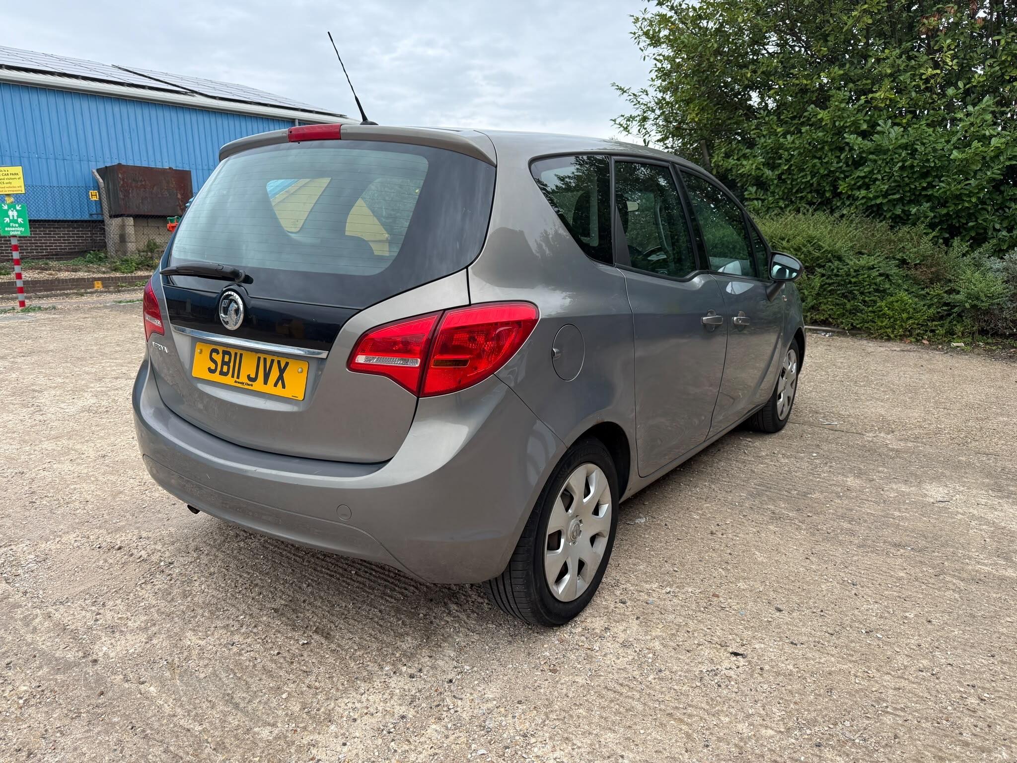 Vauxhall Meriva view 14