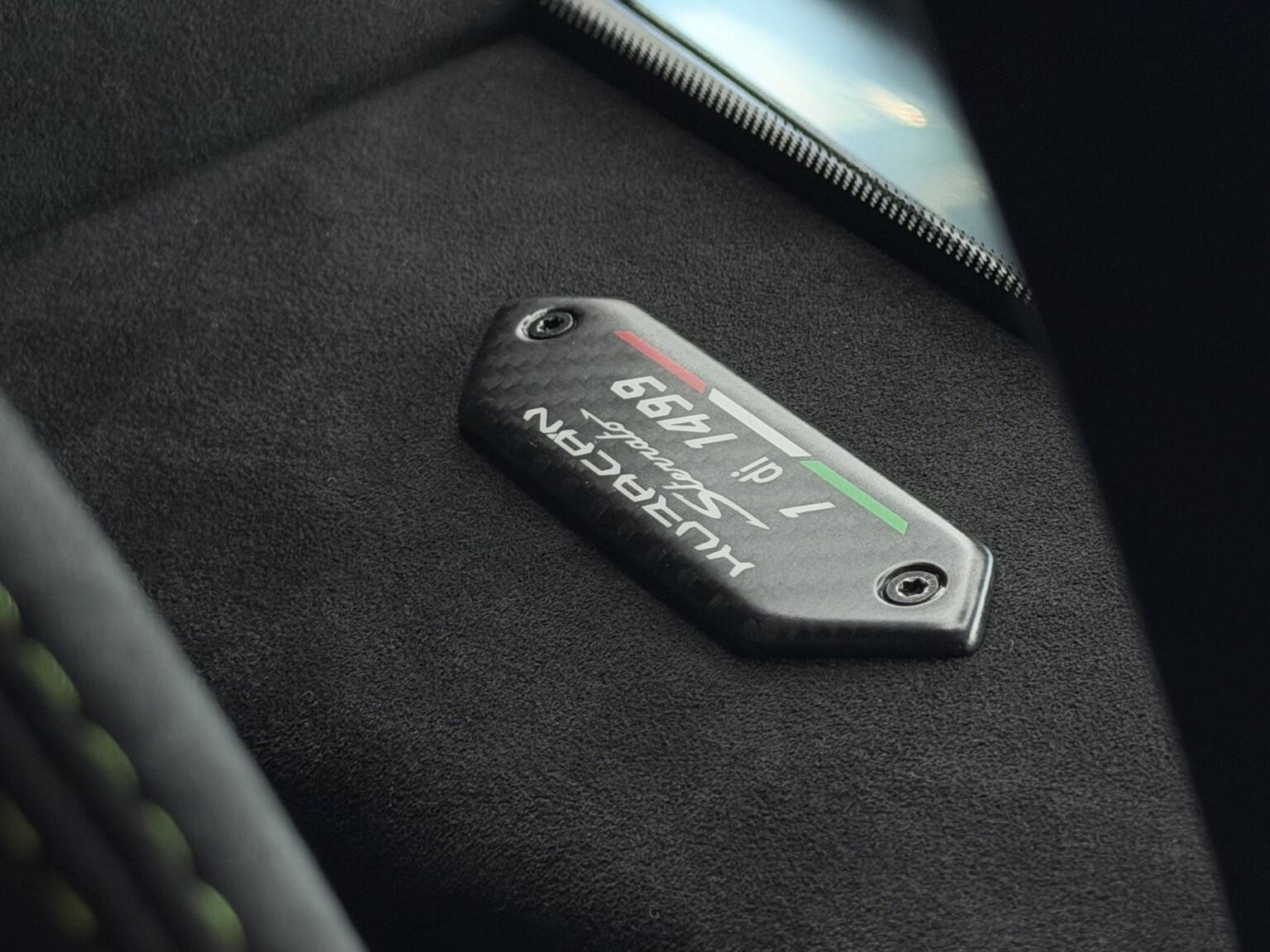 Lamborghini Huracan view 67