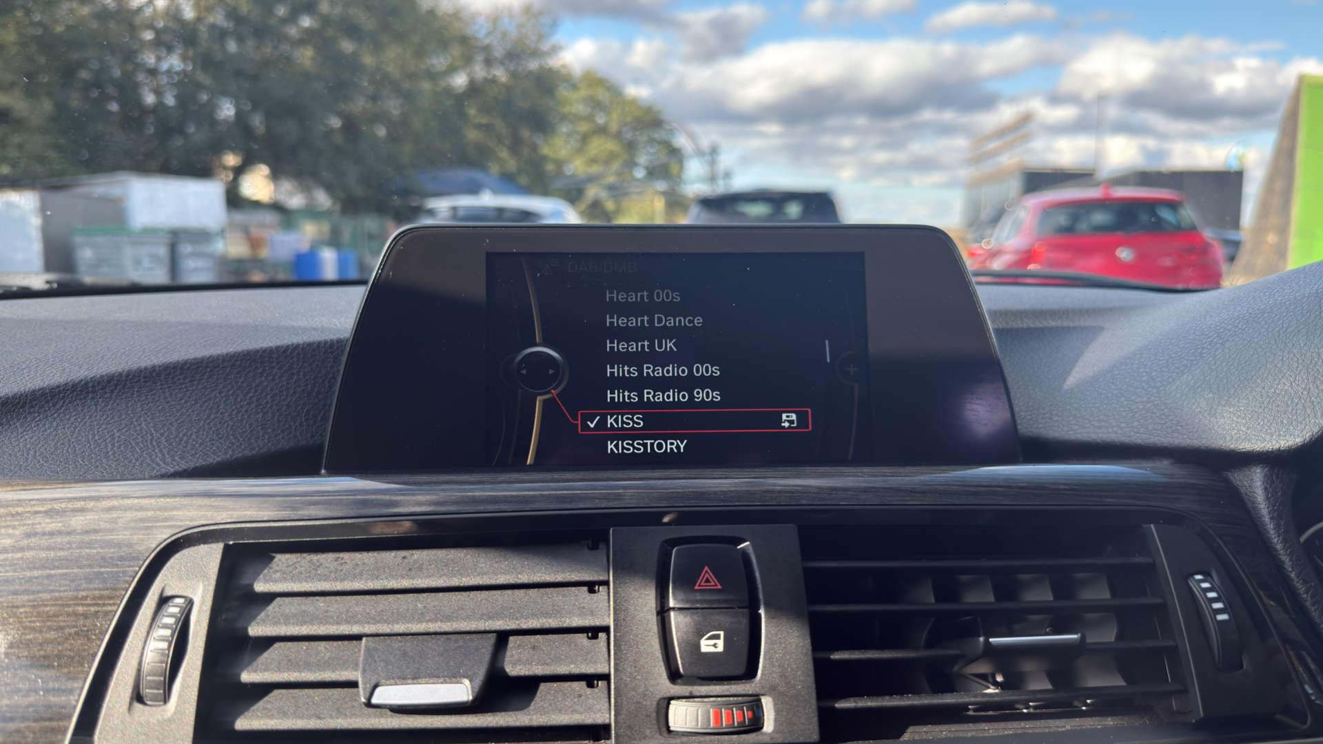 BMW 3 Series view 25