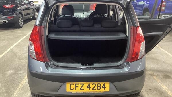 Hyundai I10 view 7