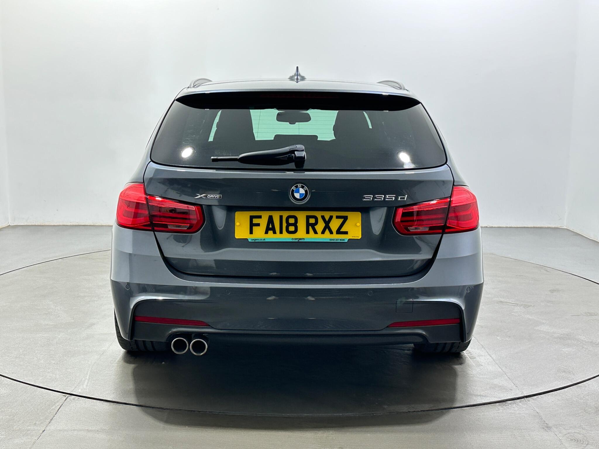 BMW 3 Series view 7