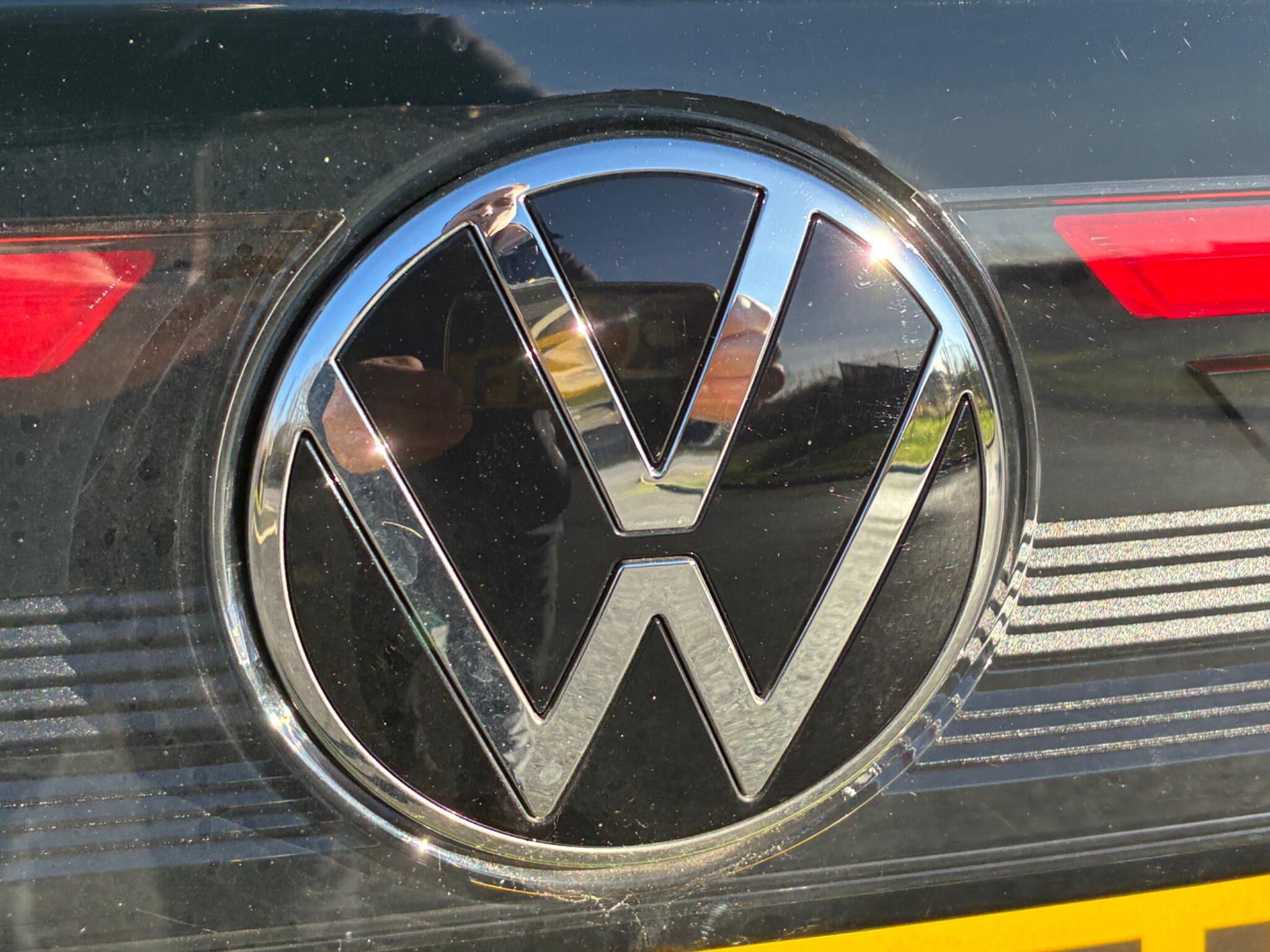 Volkswagen Taigo view 9