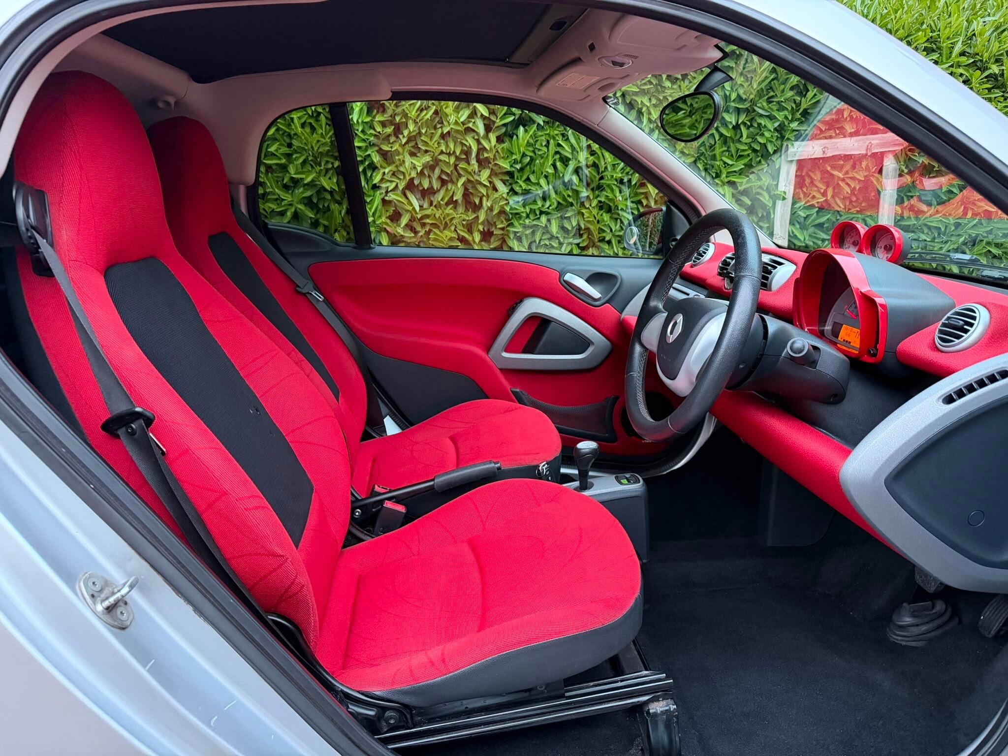 Smart Fortwo view 9