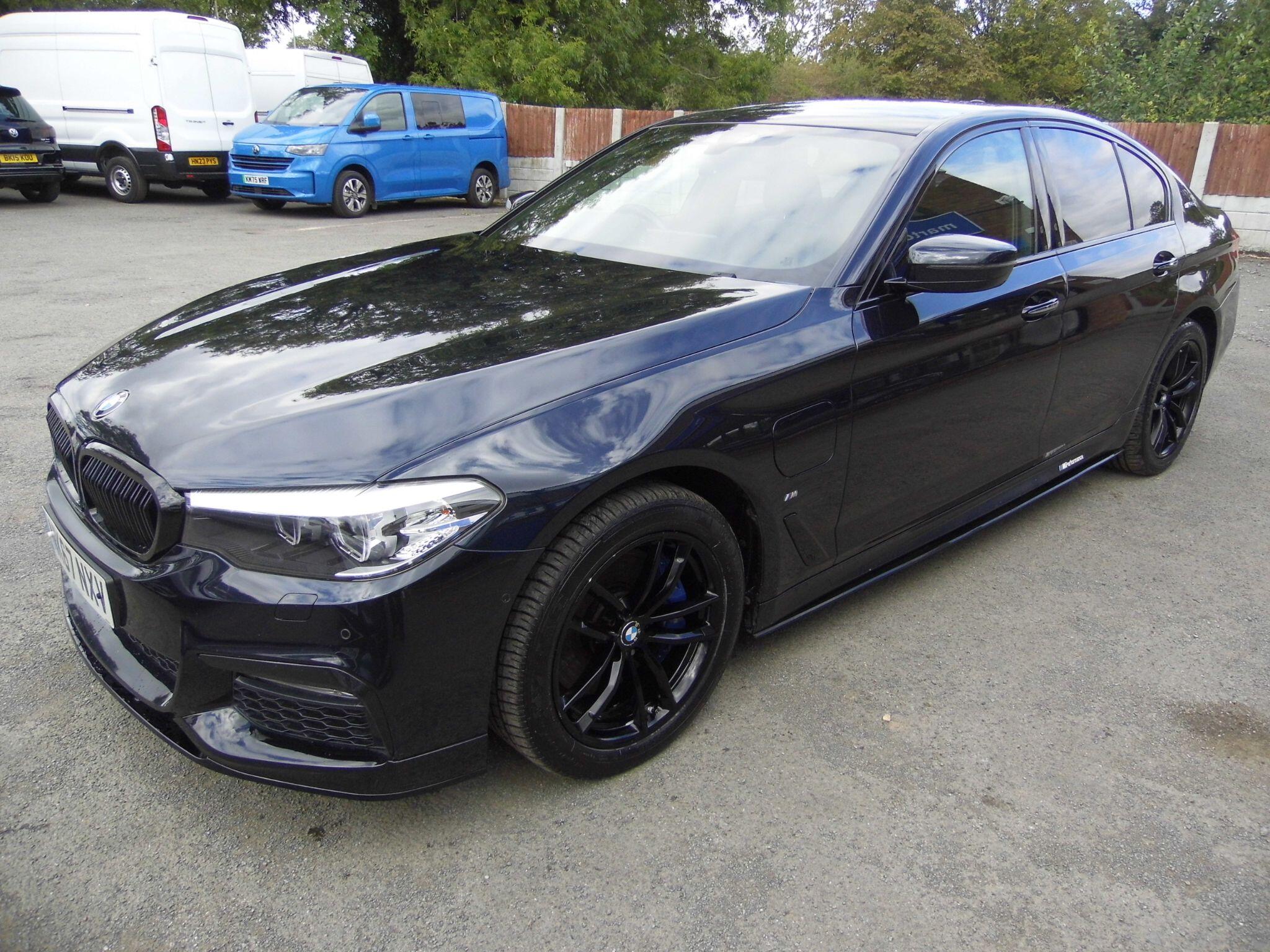 BMW 5 Series view 3