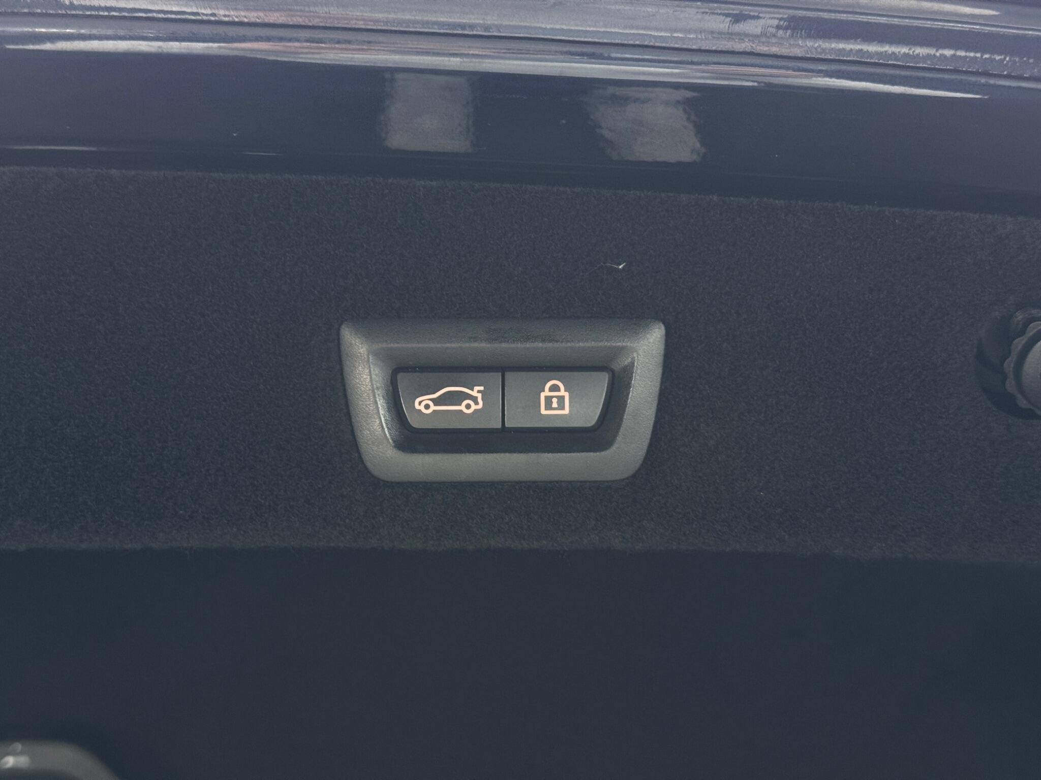 BMW 7 Series view 47