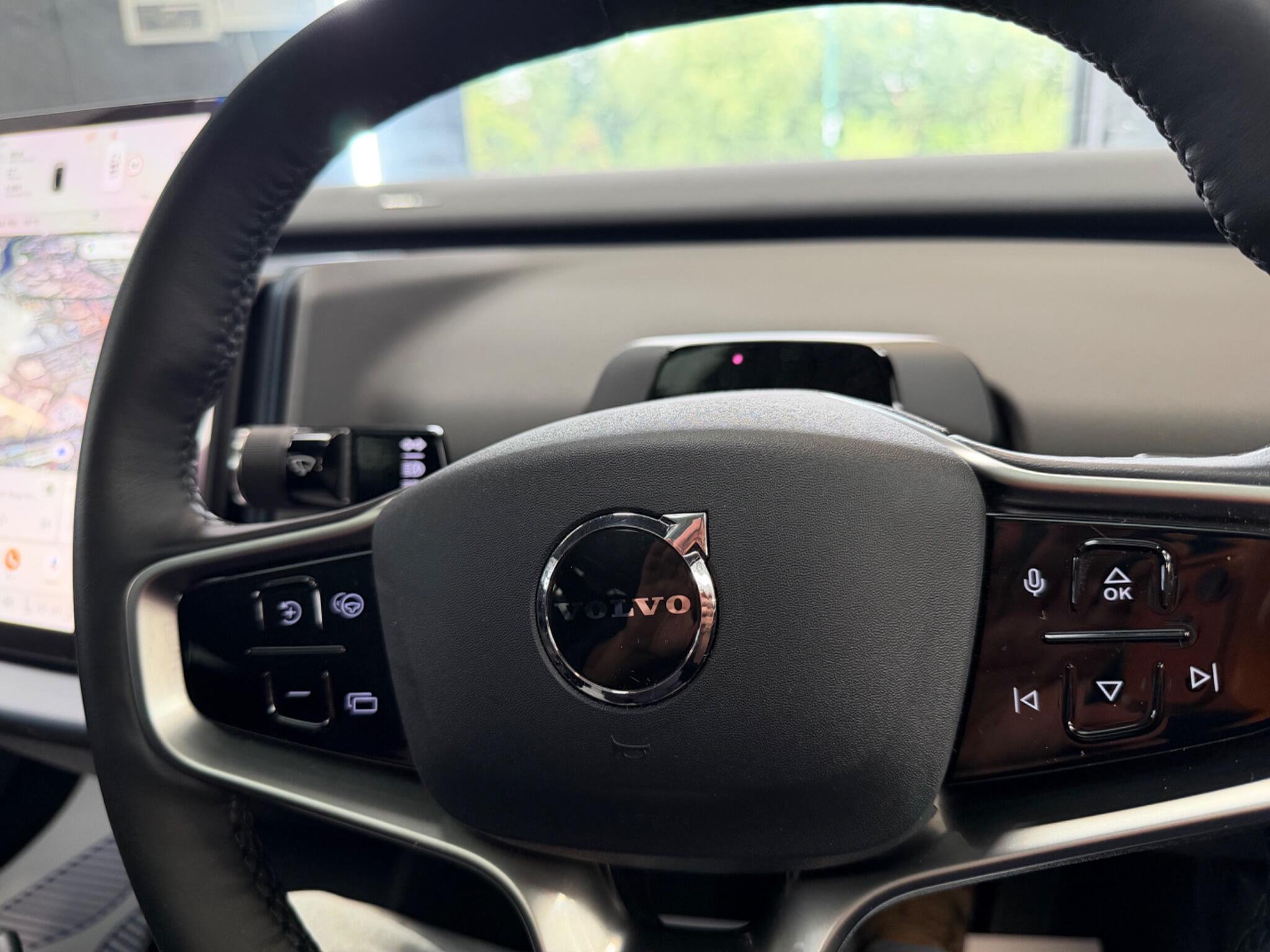 Volvo Ex30 view 56