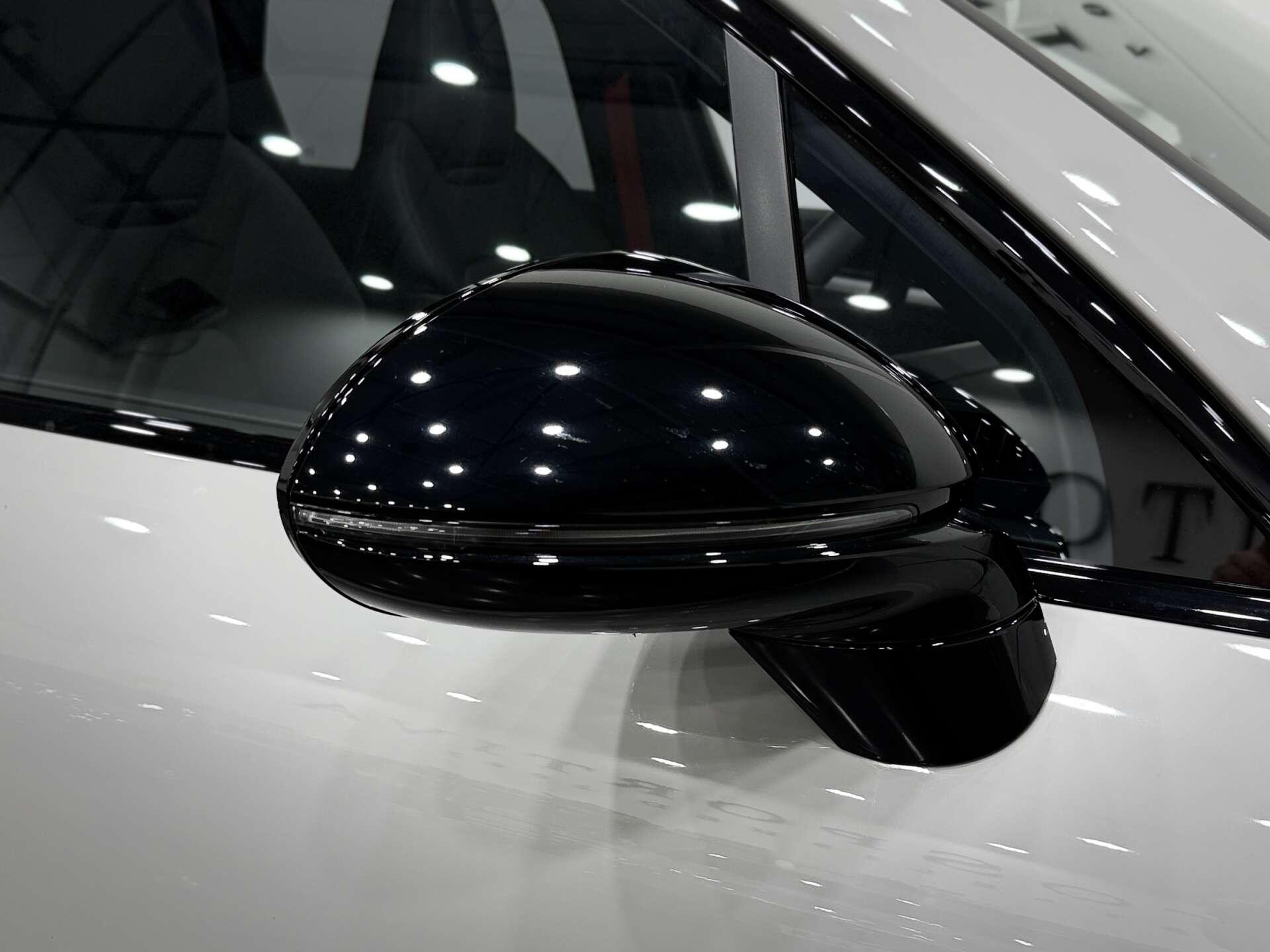 Porsche Cayenne view 33