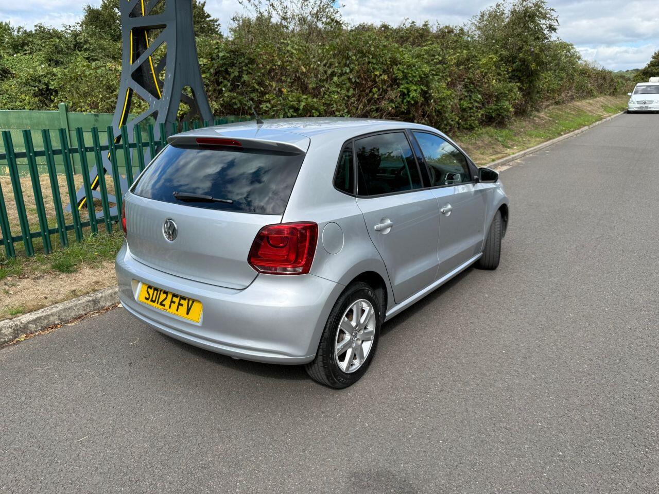 Volkswagen Polo view 11