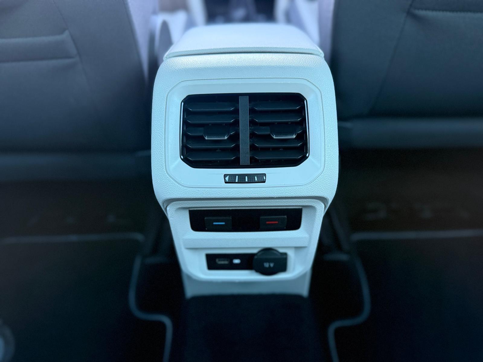 Volkswagen Tiguan view 38