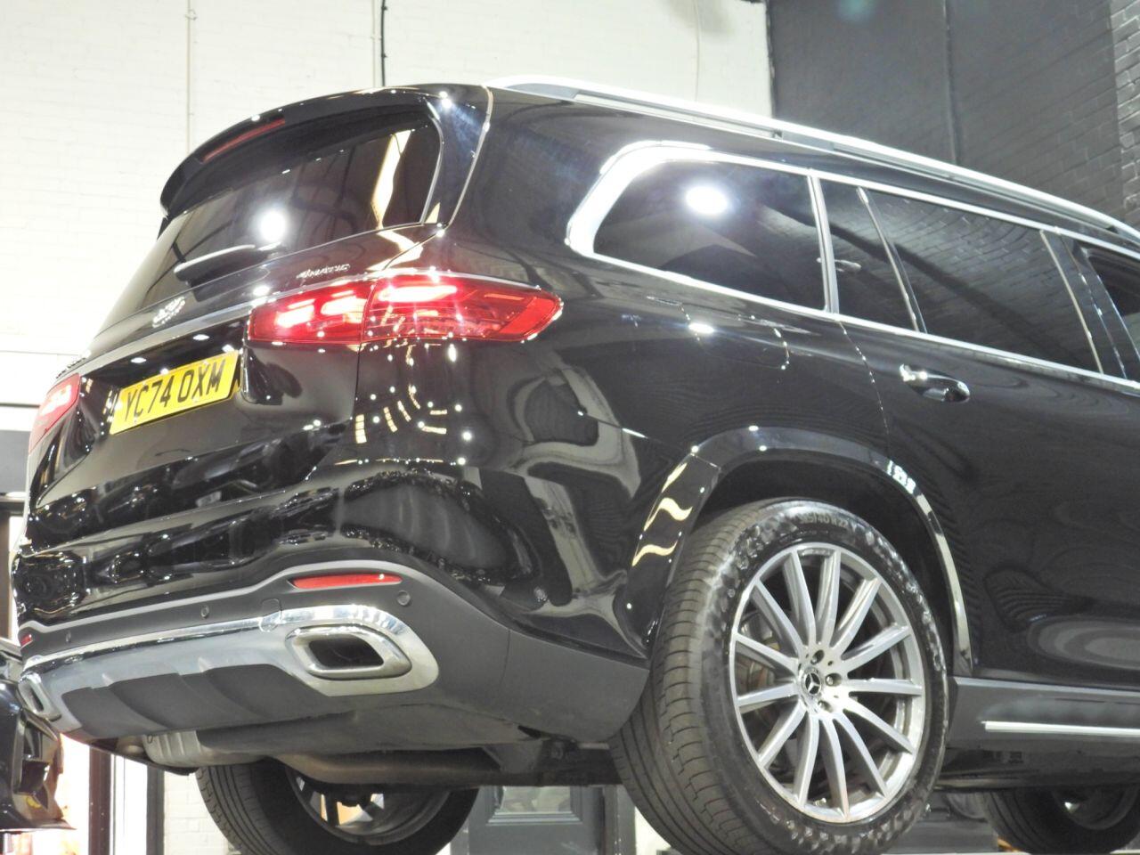 Mercedes-Benz GLS view 11