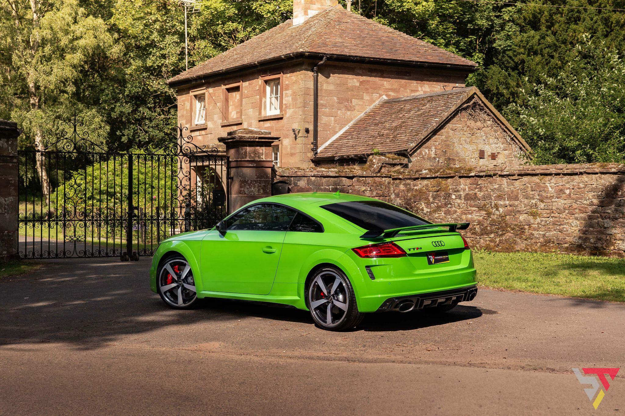 Audi TT RS view 4