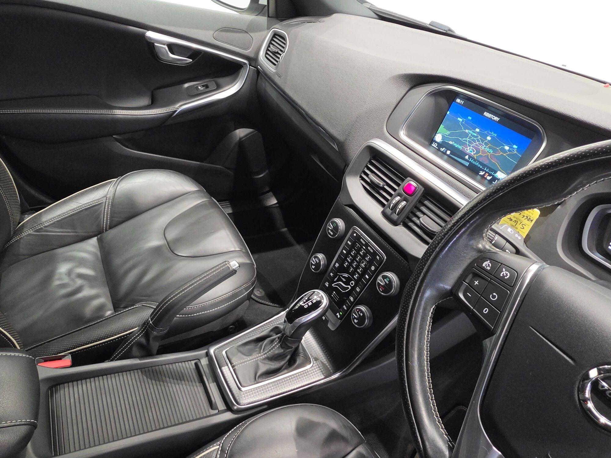 Volvo V40 view 78