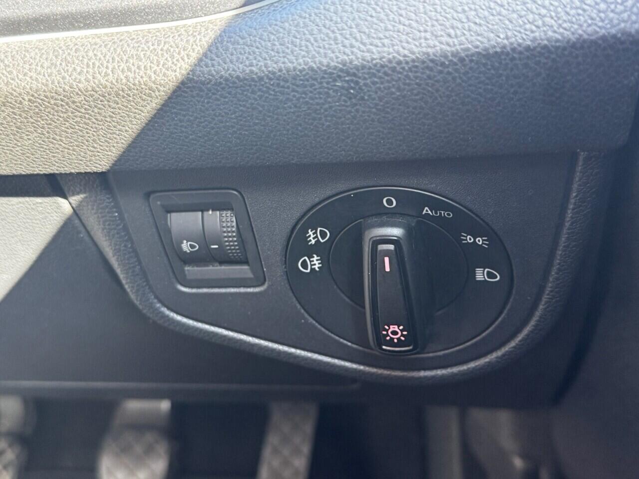 Volkswagen Polo view 31