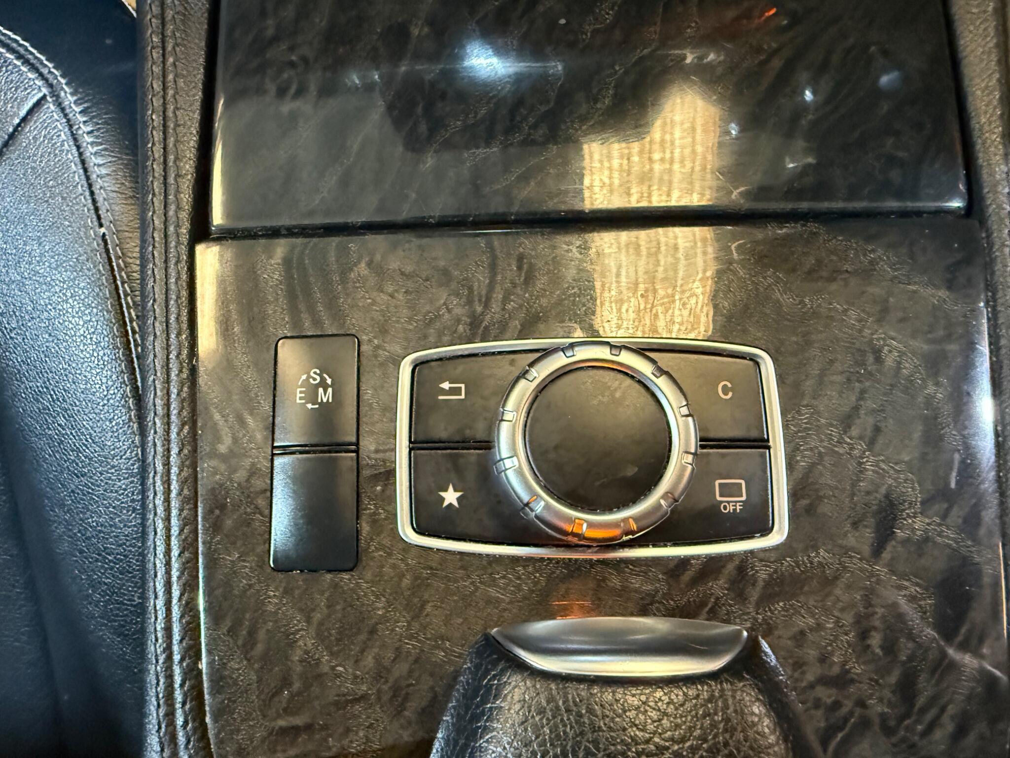 Mercedes-Benz CLS view 15