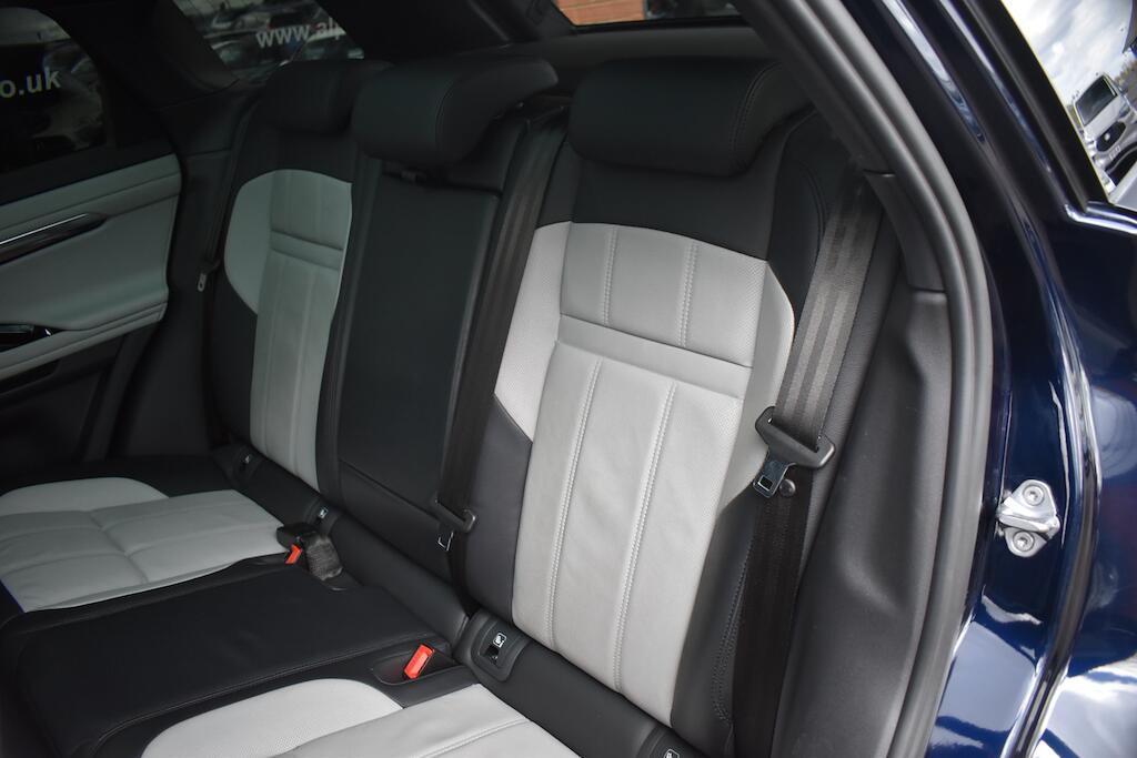 Land Rover Range Rover Evoque view 43
