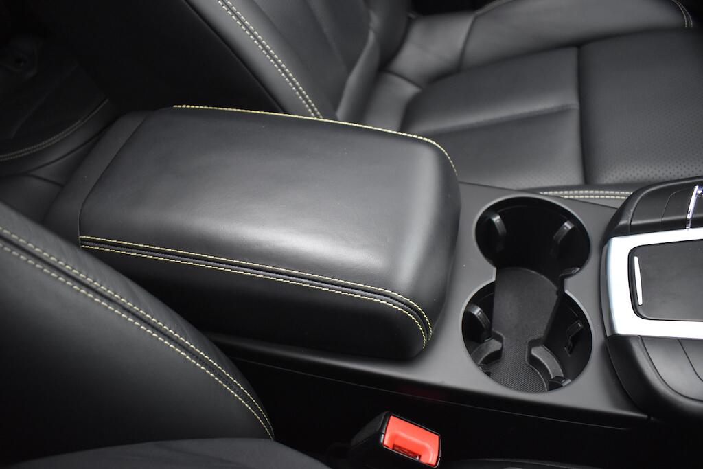 Porsche Macan view 93